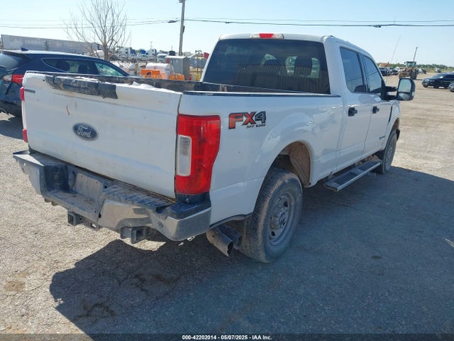 Ford F-250 Xlt 2018 1FT7W2BT2JEB08236 Image 4