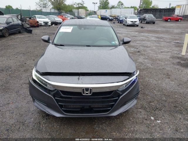 1HGCV1F17JA268433 Honda ACCORD LX