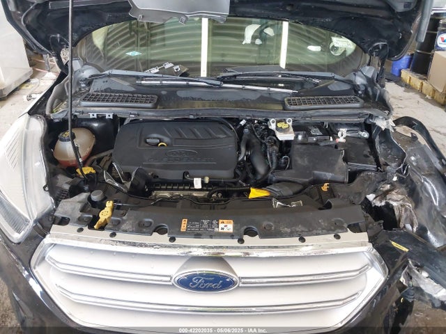 1FMCU0GD3JUD20235 Ford ESCAPE SE