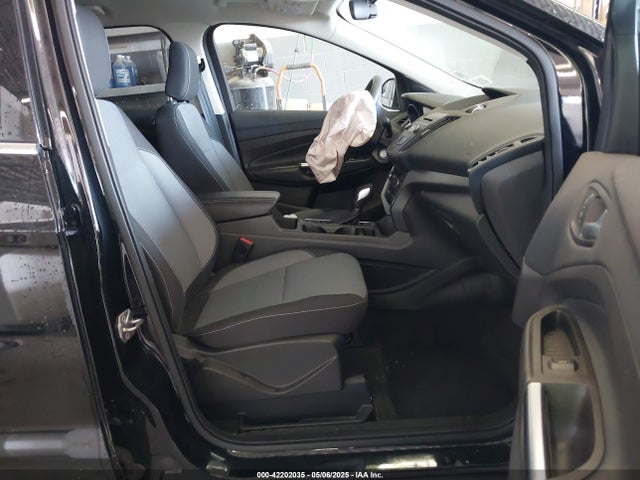 1FMCU0GD3JUD20235 Ford ESCAPE SE