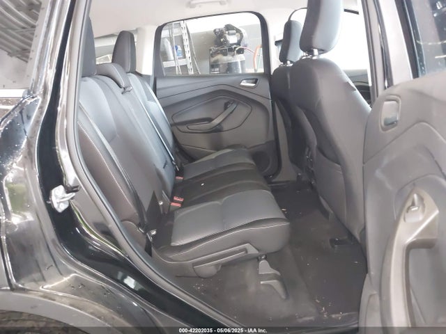 1FMCU0GD3JUD20235 Ford ESCAPE SE