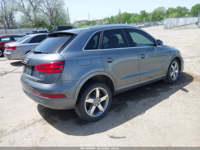 WA1EFCFS6FR010285 Audi Q3 2.0t Premium Plus