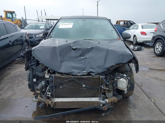 Chevrolet Sonic Lt Auto 2019 1G1JD5SB7K4143486 Image 13