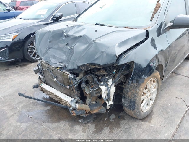 Chevrolet Sonic Lt Auto 2019 1G1JD5SB7K4143486 Image 18
