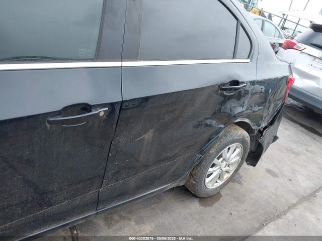 Chevrolet Sonic Lt Auto 2019 1G1JD5SB7K4143486 Image 20