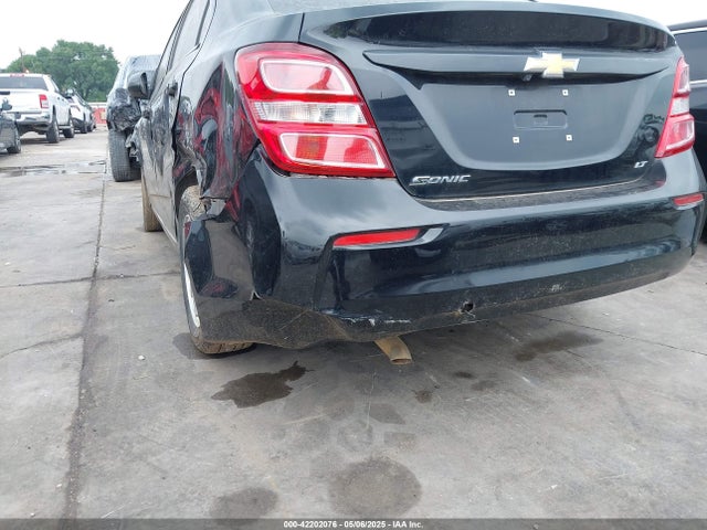 Chevrolet Sonic Lt Auto 2019 1G1JD5SB7K4143486 Image 22