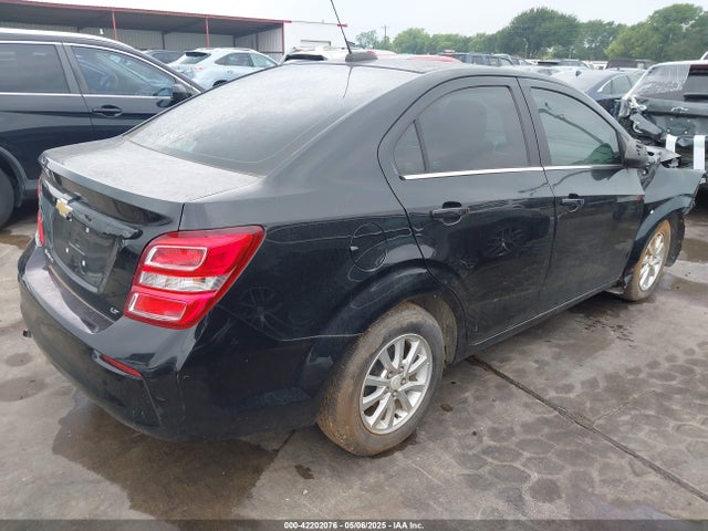 Chevrolet Sonic Lt Auto 2019 1G1JD5SB7K4143486 Image 4