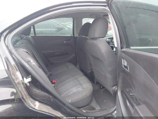 Chevrolet Sonic Lt Auto 2019 1G1JD5SB7K4143486 Image 8