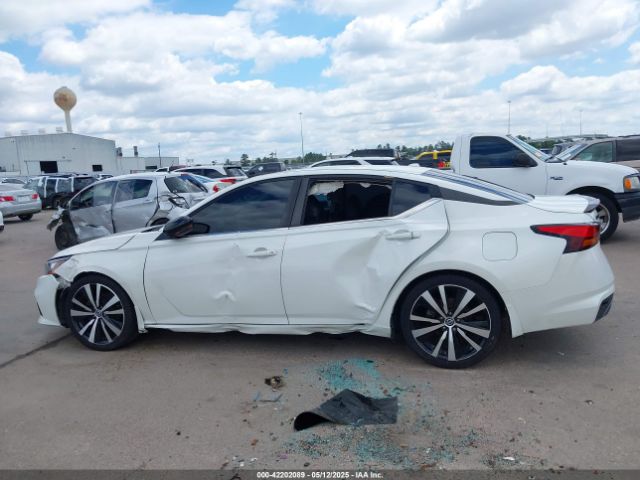 1N4BL4CV2KN309687 Nissan Altima 2.5 Sr