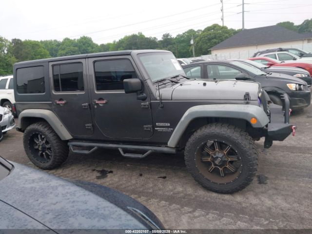 1C4BJWDG5GL179158 Jeep Wrangler Unlimited Sport