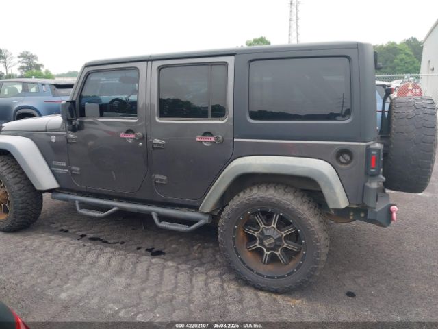 1C4BJWDG5GL179158 Jeep Wrangler Unlimited Sport