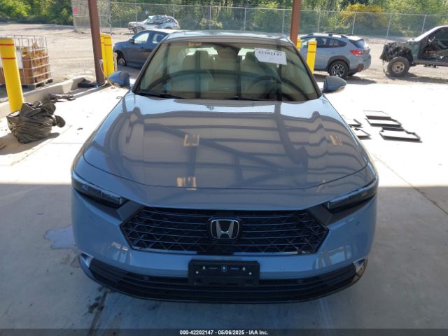 1HGCY2F83SA004766 Honda Accord Hybrid Touring