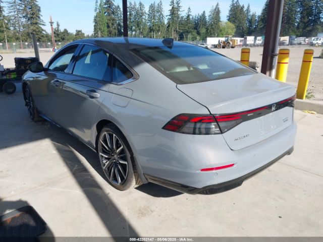 1HGCY2F83SA004766 Honda Accord Hybrid Touring