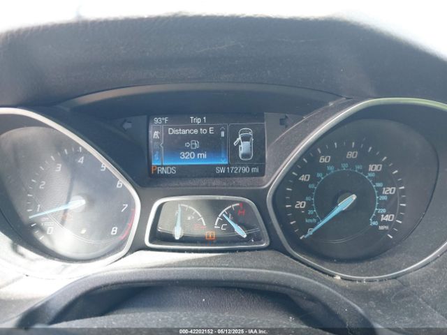 1FADP3N28EL271019 Ford Focus Titanium