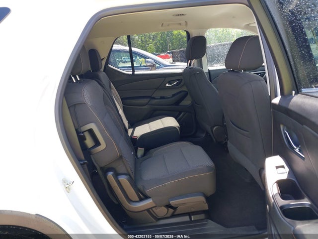 1GNERGKW6JJ201233 Chevrolet Traverse 1lt