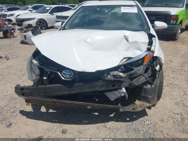 2T1BURHE6FC333402 Toyota COROLLA LE