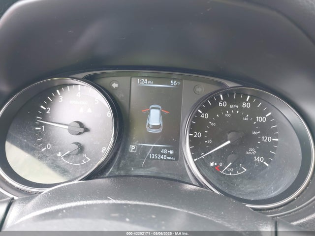 JN8AT2MV3HW021208 Nissan Rogue Sl