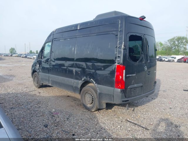 2024 MERCEDES-BENZ SPRINTER 2500 W1Z4NFHYXRP658811 Photo 2