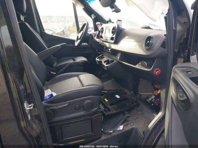 2024 MERCEDES-BENZ SPRINTER 2500 W1Z4NFHYXRP658811 Photo 4