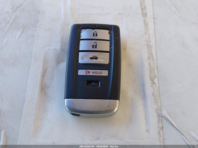 19UUB3F31FA801586 Acura TLX