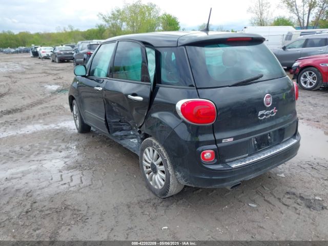 2017 FIAT 500L ZFBCFAAH4HZ039061 Photo 2