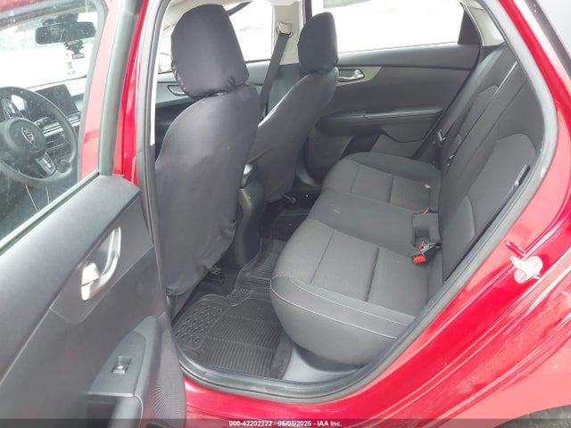 3KPF24AD6ME361887 KIA Forte Lxs