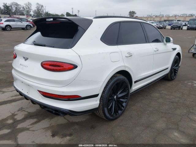 2021 BENTLEY BENTAYGA SJAAR2ZV7MC036214 Photo 3