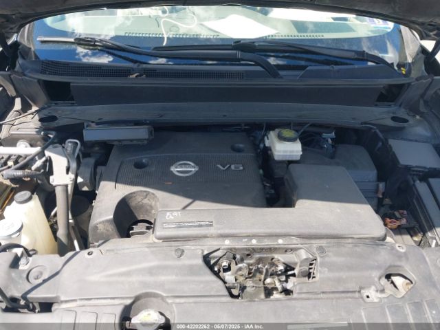 5N1AR2MM7EC601748 Nissan Pathfinder Platinum