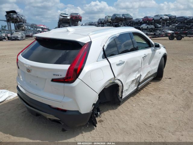 2019 CADILLAC XT4 1GYFZDR48KF131619 Photo 3