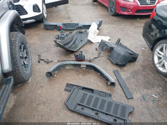 1C4HJXFG4JW174603 Jeep Wrangler