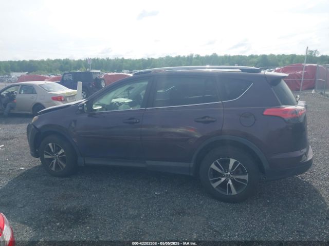 2T3RFREV4HW590998 Toyota Rav4 Xle