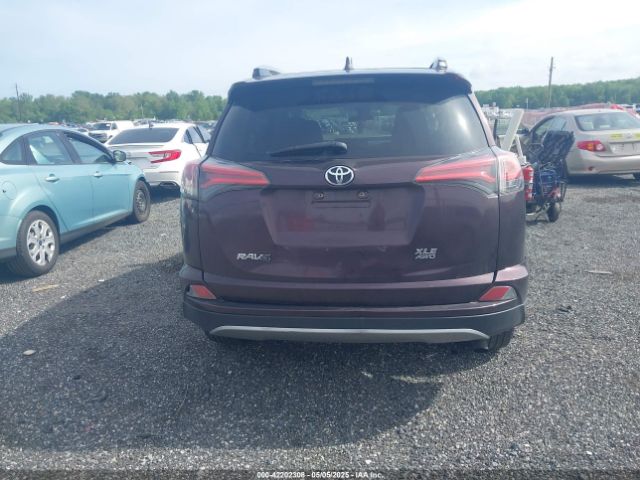 2T3RFREV4HW590998 Toyota Rav4 Xle