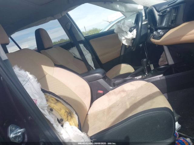 2T3RFREV4HW590998 Toyota Rav4 Xle