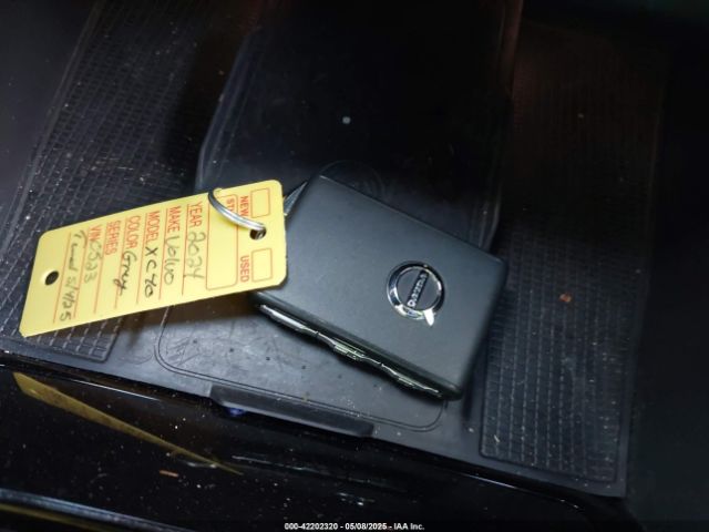 YV4L12UM0R2310523 Volvo Xc40 B5 Ultimate Dark Theme