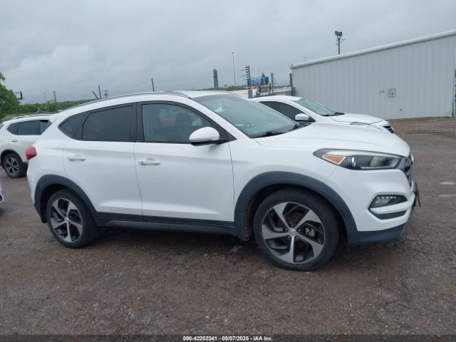 KM8J33A23GU215481 Hyundai Tucson Sport