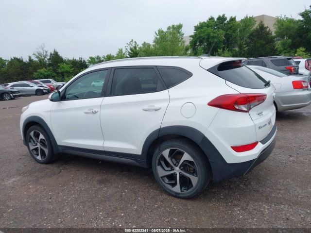 KM8J33A23GU215481 Hyundai Tucson Sport