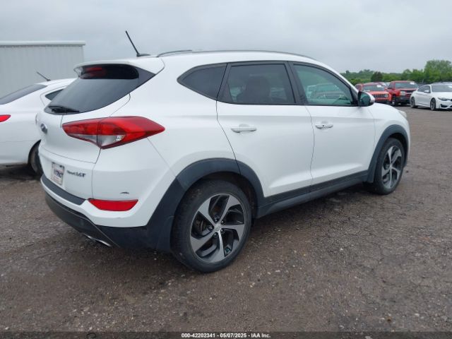 KM8J33A23GU215481 Hyundai Tucson Sport