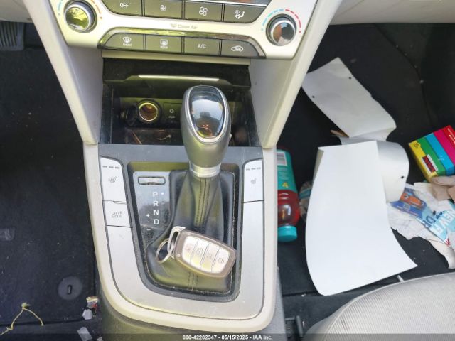 5NPD84LF9JH350586 Hyundai Elantra Value Edition