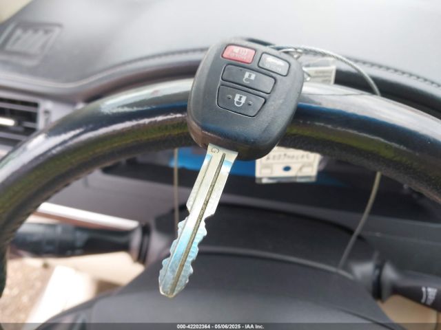 4T1BF1FK2EU762490 Toyota CAMRY XLE