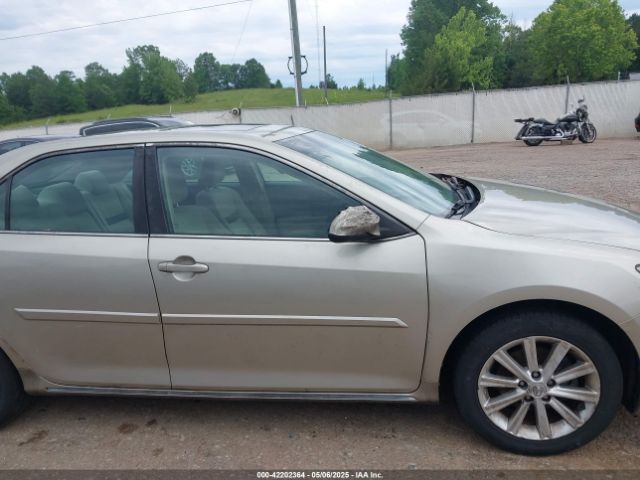 4T1BF1FK2EU762490 Toyota CAMRY XLE