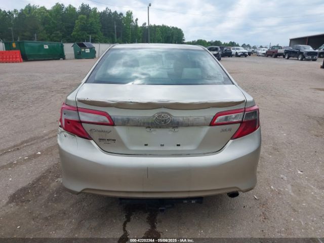 4T1BF1FK2EU762490 Toyota CAMRY XLE