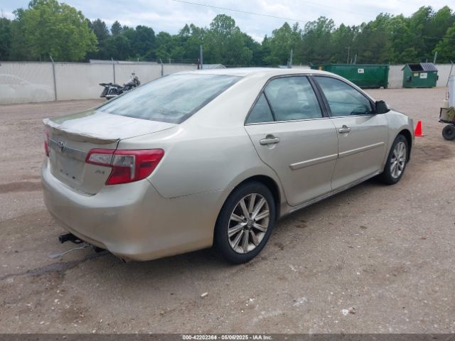 4T1BF1FK2EU762490 Toyota CAMRY XLE