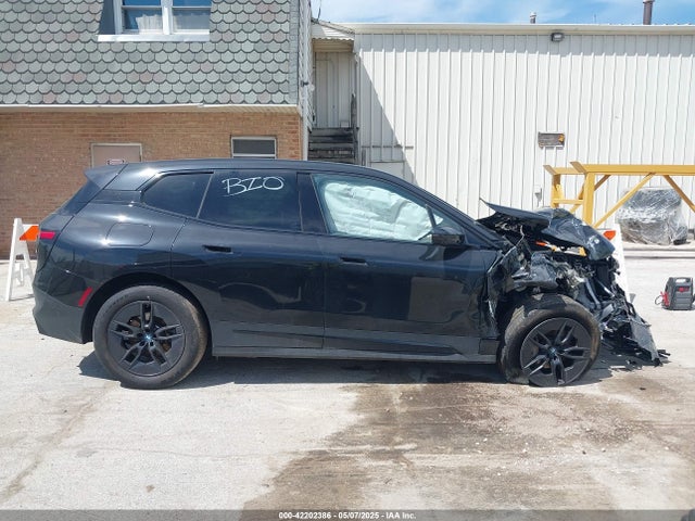 WB523CF03RCN75161 BMW 2024