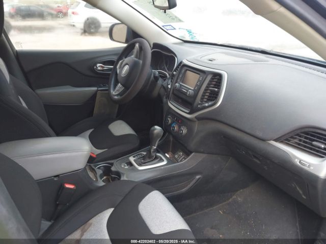 1C4PJLAB2EW279808 Jeep Cherokee Sport
