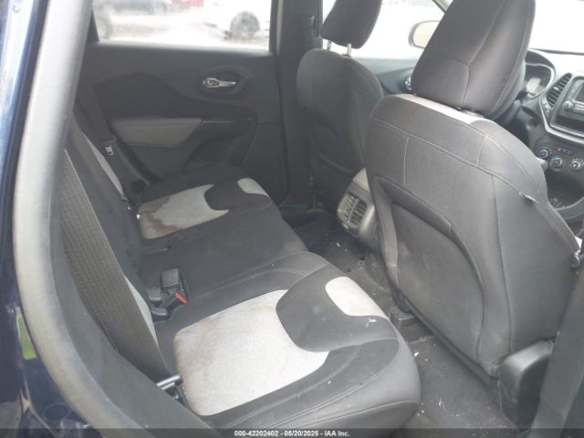 1C4PJLAB2EW279808 Jeep Cherokee Sport