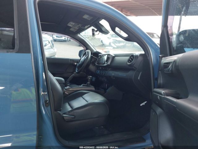 3TMCZ5AN8KM276615 Toyota Tacoma Trd Off Road