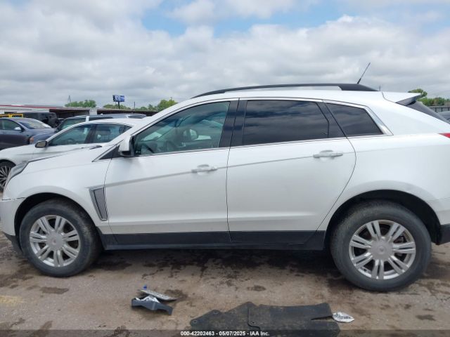 3GYFNAE33ES680720 Cadillac Srx Standard