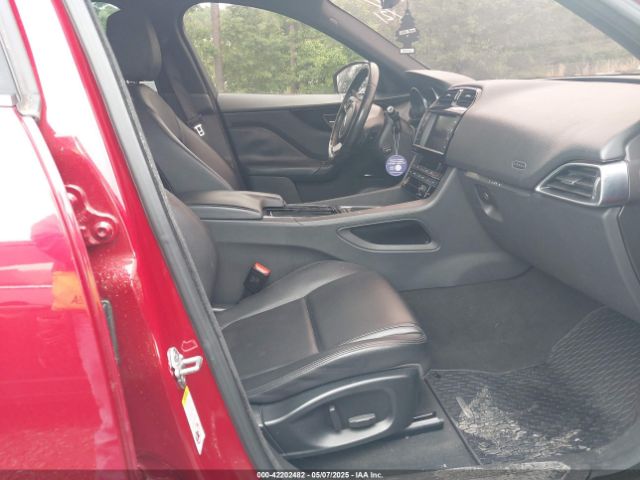 2018 JAGUAR F-PACE SADCJ2GX8JA329196 Photo 4