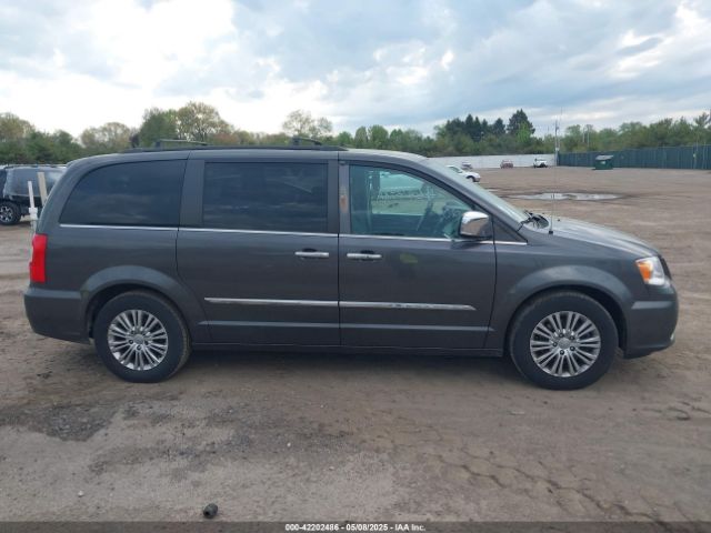 2C4RC1CG9FR646214 Chrysler Town & Country Touring-l