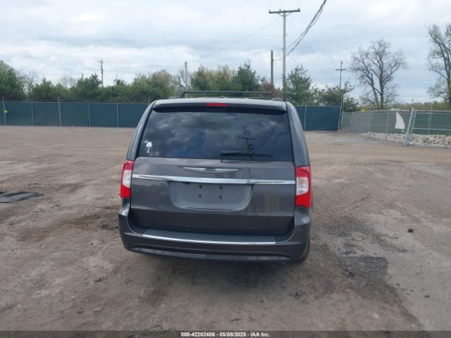 2C4RC1CG9FR646214 Chrysler Town & Country Touring-l